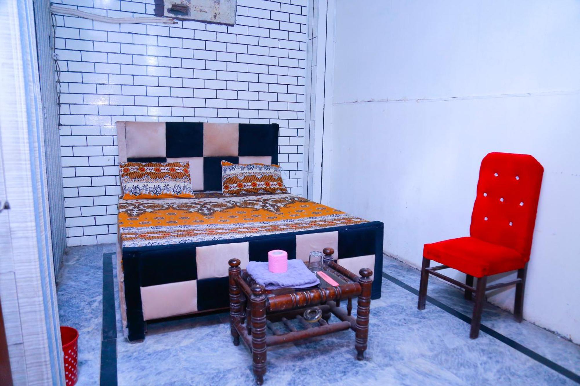New Taj Family Hotel Lahore Esterno foto